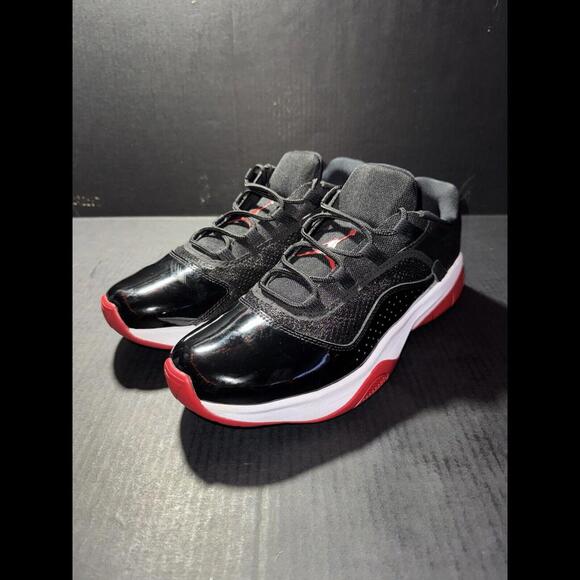Nike Air Jordan 11 CMFT Low Bred - DM0844-005 - Size 10.5 - Picture 4 of 9